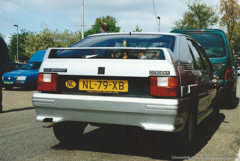 NL-79-XB Gris Perl&eacute;, datum eerste toelating 30 juli 1985. Is dit de Autovisie testauto of was die van dezelfde kenteken serie?