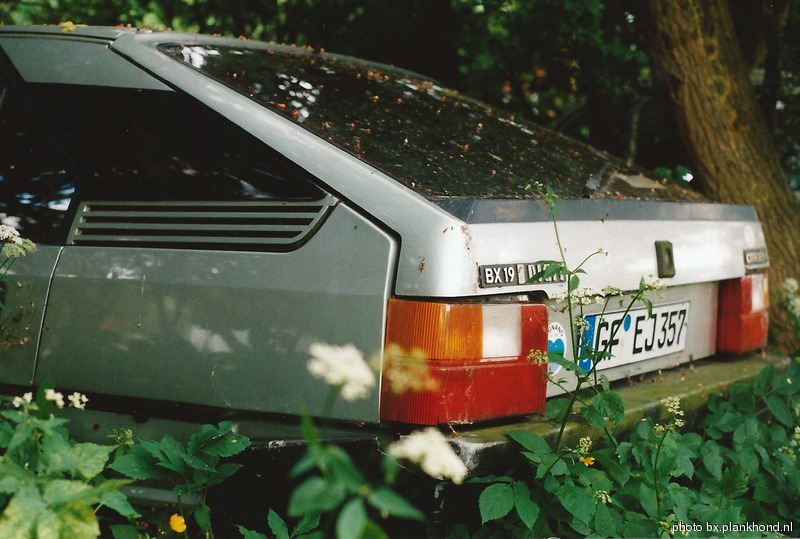 GJ EF 357, Gris Perl&eacute;