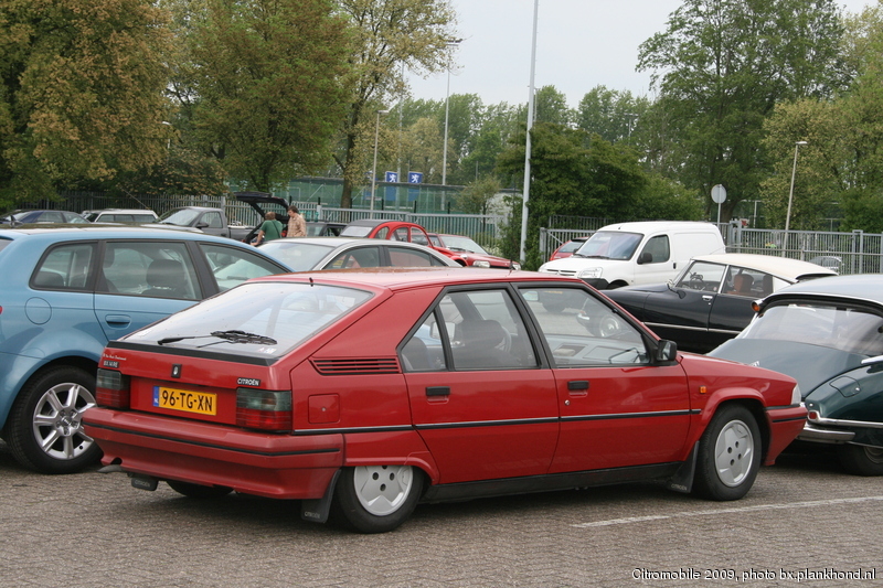 BX 14 RE, kleur Rouge Furio, datum eerste toelating 21 juni 1991